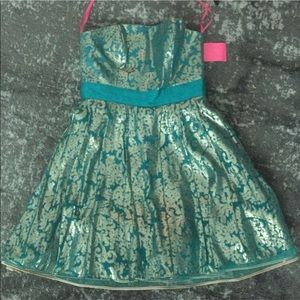 Green and gold Betsy Johnson Dress